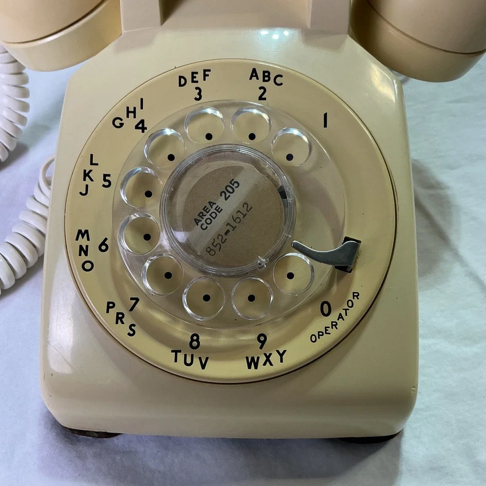 Vintage Bell System Western Electric Rotary Desk Telephone Beige Cream USA
